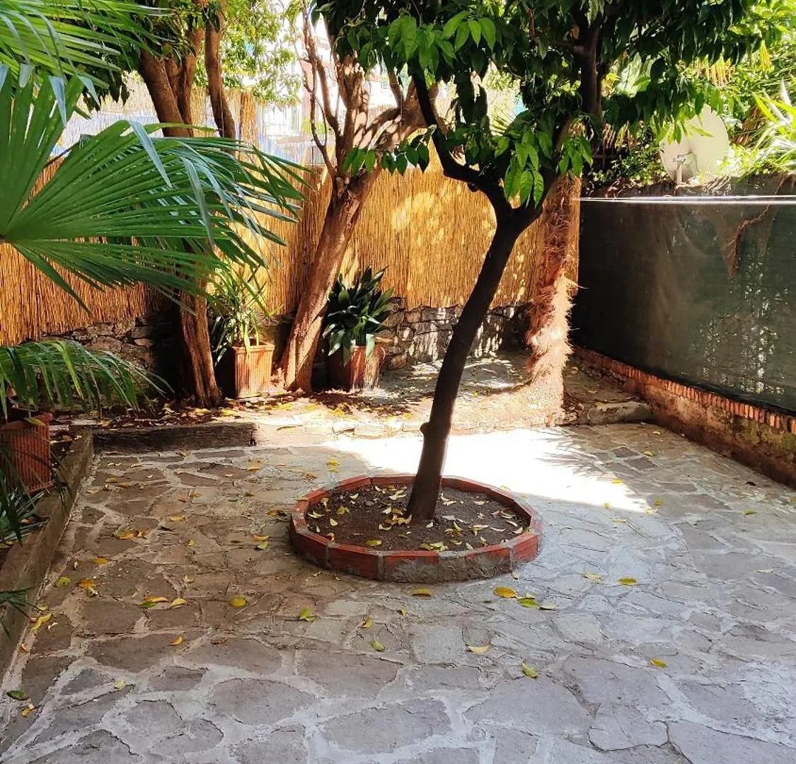 Montesuello 2 Apartman Genova